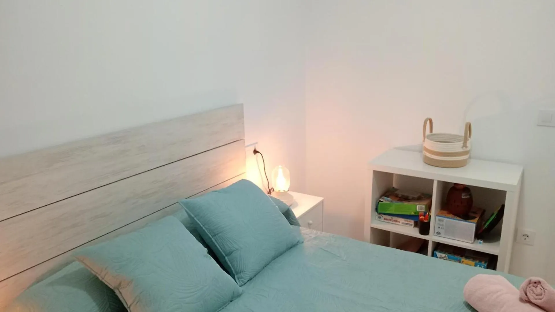 Amor y Emoción: Céntrico Apartamento con Wi-Fi cerca de la Catedral Cordoba